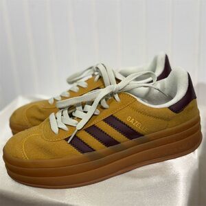 Adidas Gazelle Bold Women's Sneakers Yellow Burgundy 7 Platform Suede Sneaker